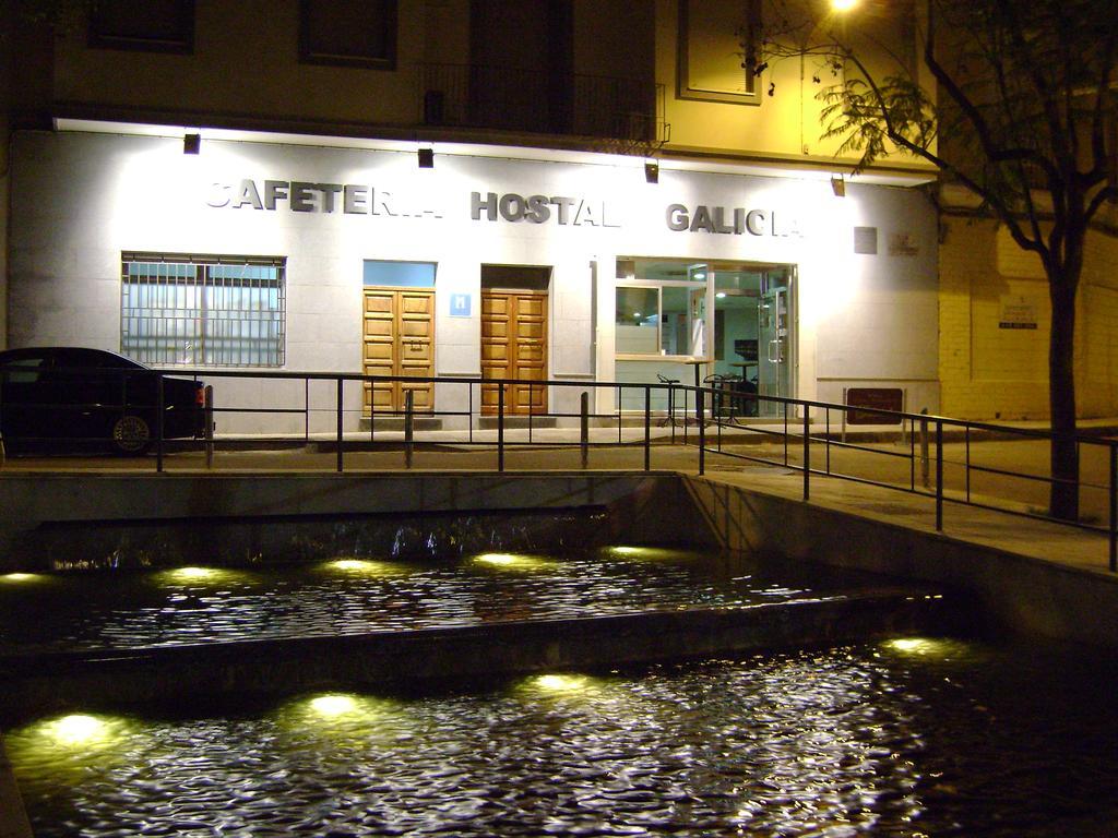 Hostal Galicia Дон-Беніто Екстер'єр фото